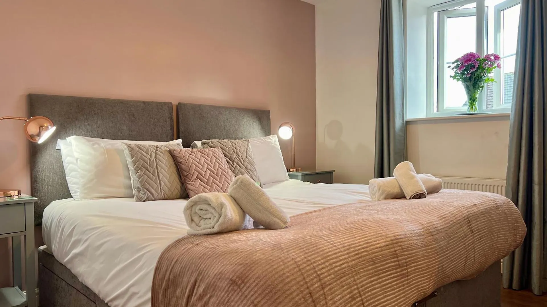 The Orchid-Central Beeston-Private Apartment-Smarttv-Free Wi-Fi-Tram-Parking Nottingham 0*,  Storbritannien
