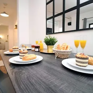 Penarth/cardiff Bay: Deluxe Flat: 10 Mins To City! Apartment Cardiff