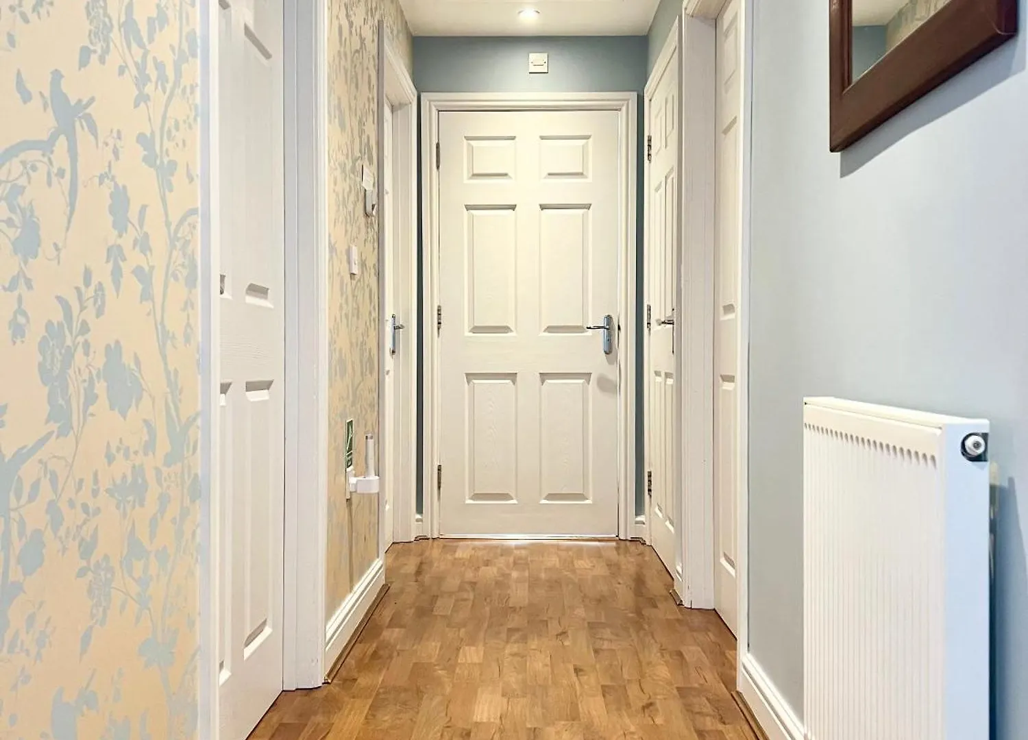 The Orchid-Central Beeston-Private Apartment-Smarttv-Free Wi-Fi-Tram-Parking Nottingham